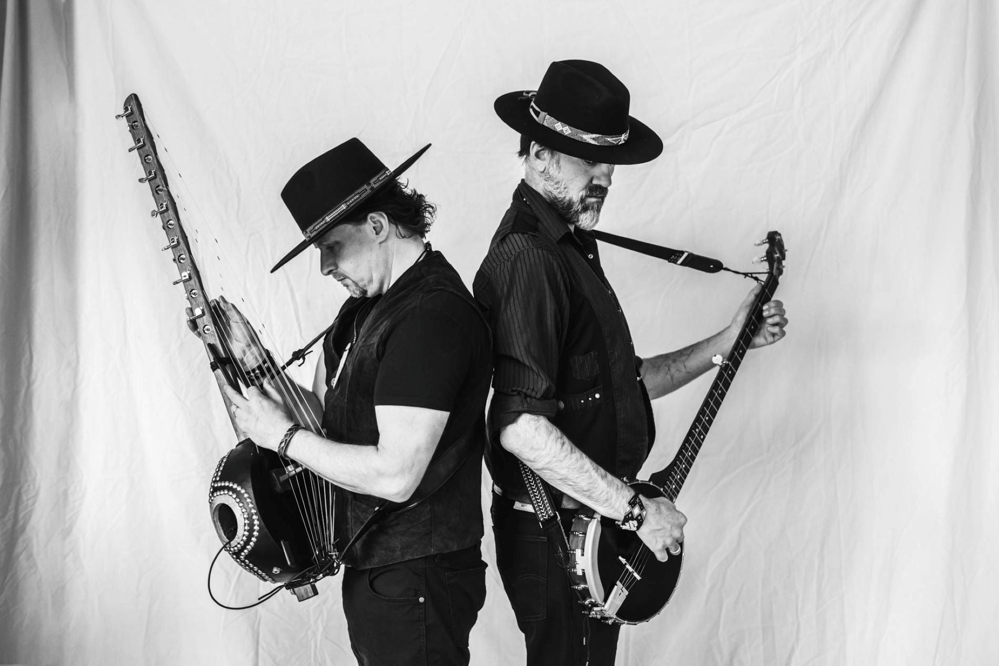 Image of Dirtwire & The Floozies Neon Sundown Tour W/ Special Guest Honey Comb