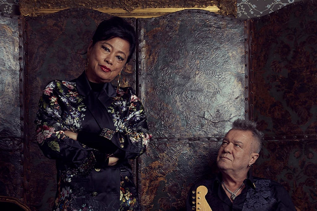 Jane Barnes Band | A Family Affair