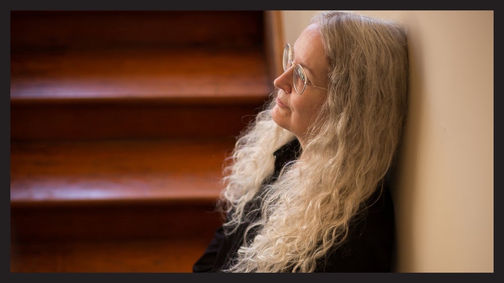 82. Elizabeth Knox: Plausibility, Tone and Truth