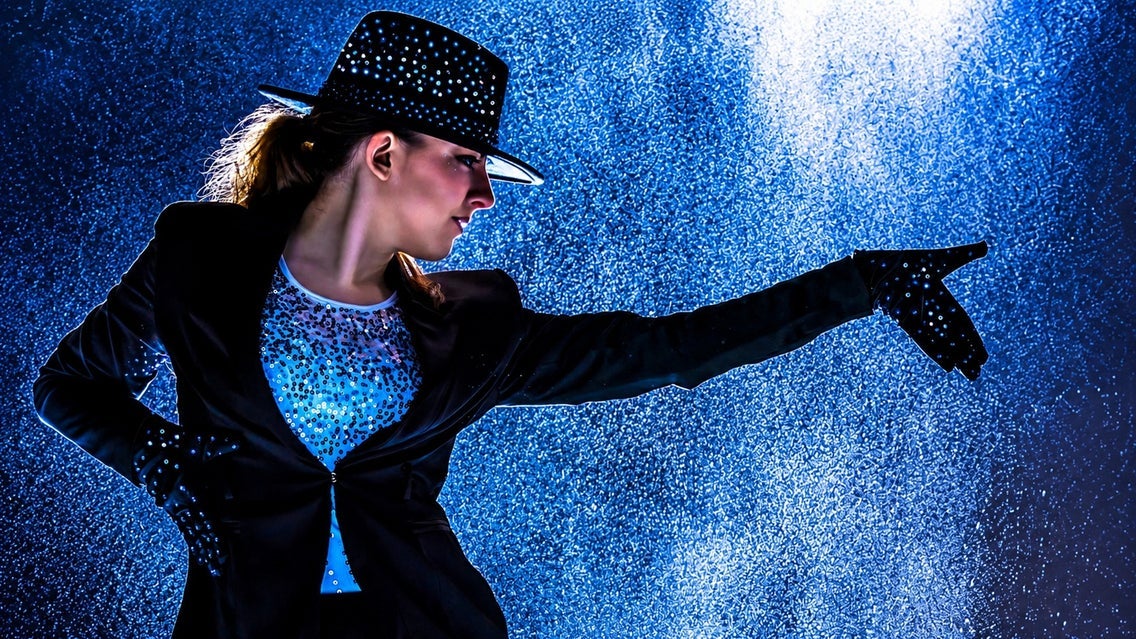 Michael Jackson - A THRILLING Tribute