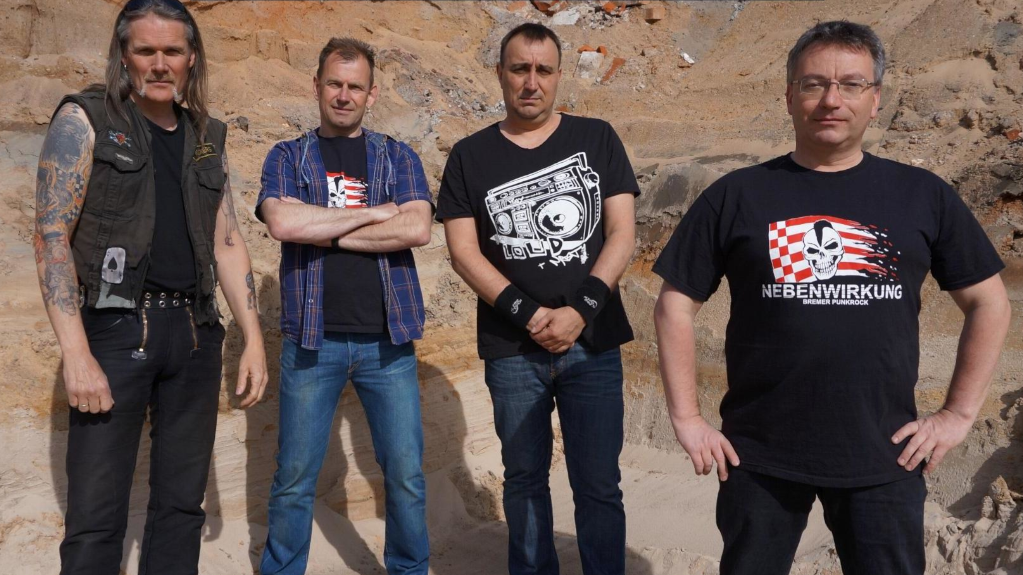 Rumble Militia / Nebenwirkung / Drongos For Europe