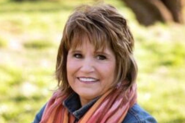 Connecting With Your Loved Ones With Medium Debbie presales in Hagerstown