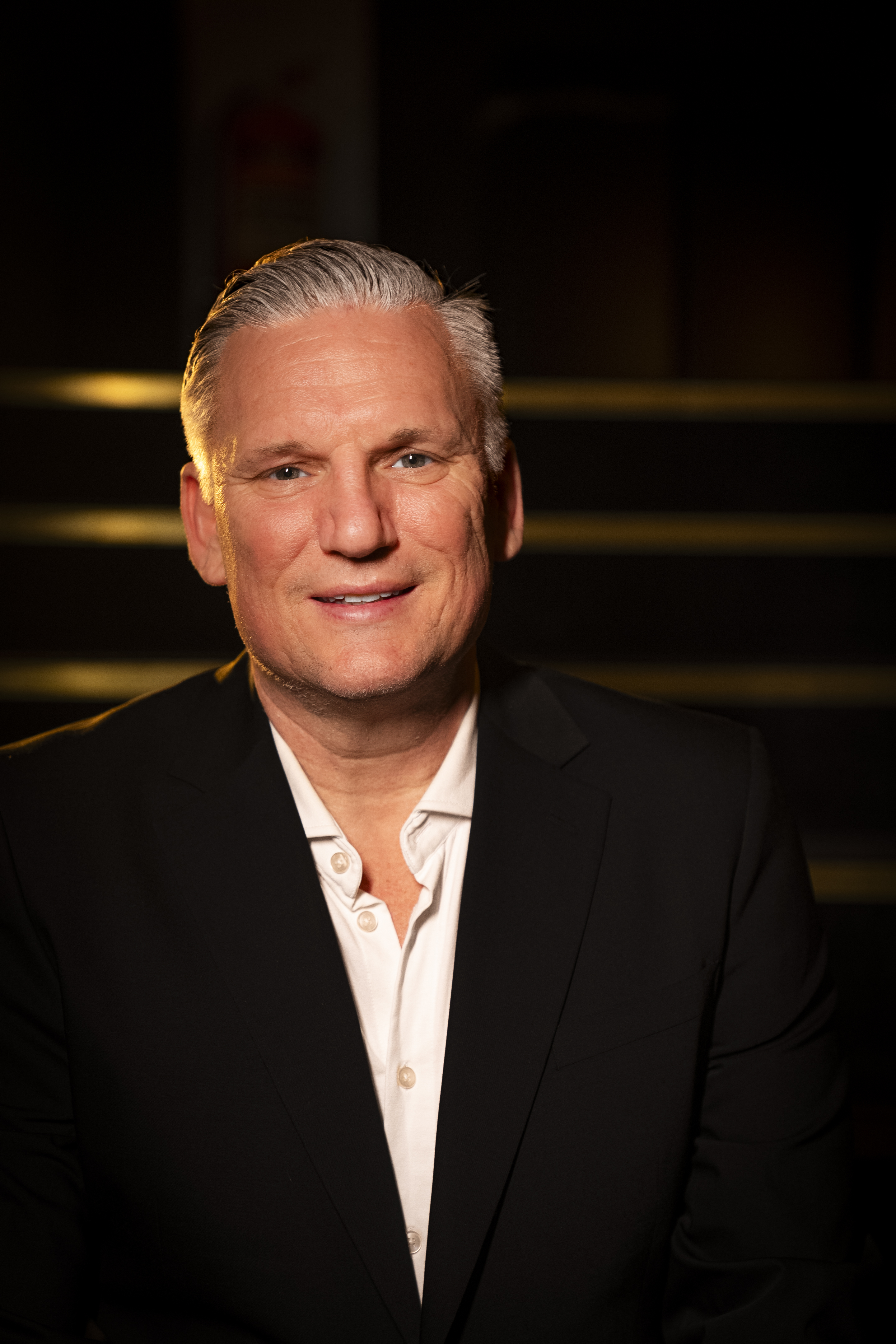 Foredrag med Nikolaj Jacobsen - VERDENS BEDSTE NIKOLAJ