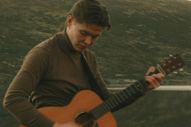 BEINIR Solo - Lyt Nyt