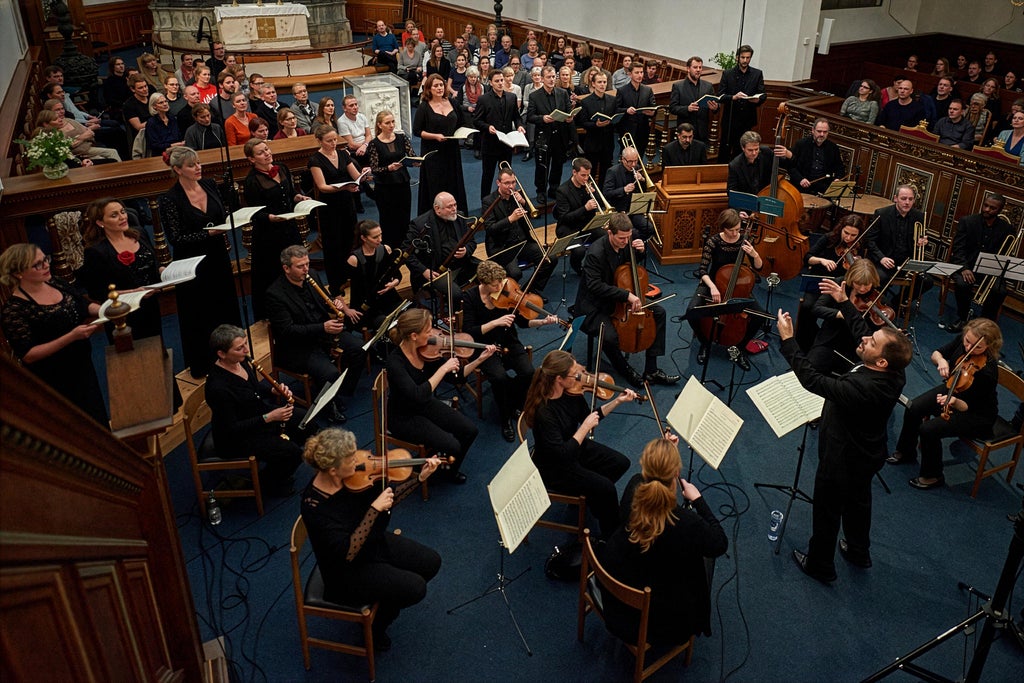 Bach - H-mol Messe / Copenhagen Soloists in Denmark