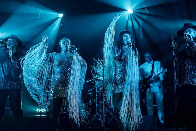 Presales to l'ultime soir&eacute;e disco chic: members use these when buying pre-sale tickets