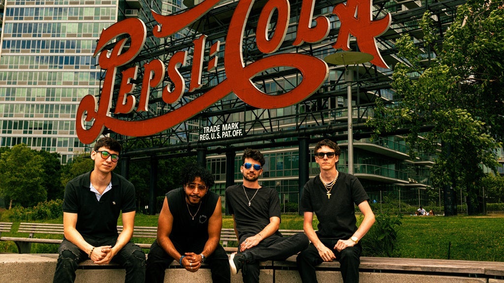 Sons of Mercury, Lora Mouna, Dylan Taganas & The Suitepaler | Event Image