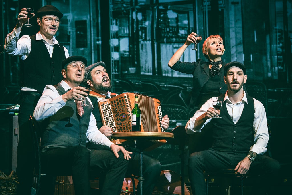 Piaf! The Show in Turkey