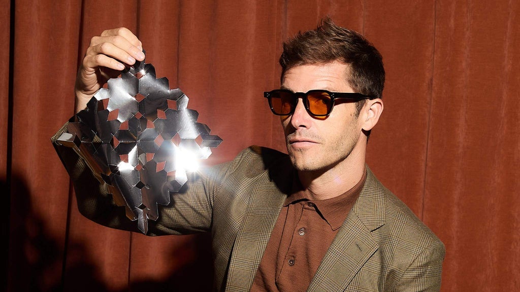 Jon McLaughlin & Friends: Home For The Holidays