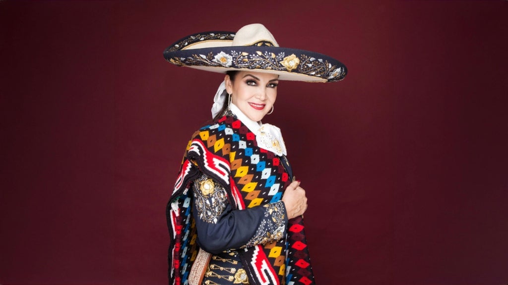 Aida Cuevas and Mariachi Divas de Cindy Shea