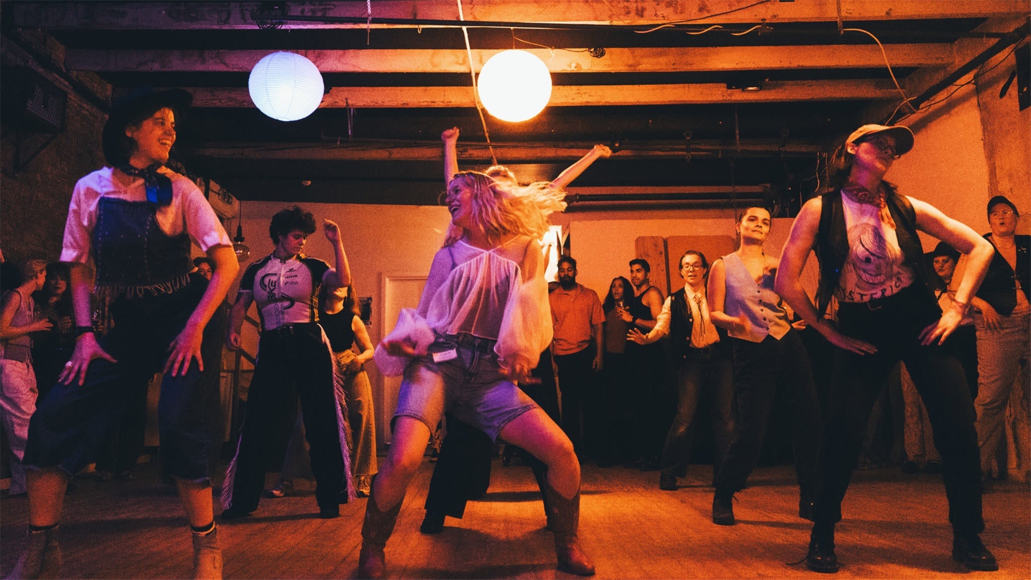 Boots on Betong – line dance kurs & fest med OQLD – 2026-06-18