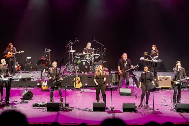 Ticket Reselling Classic Albums Live: Rumours and Greatest Hits