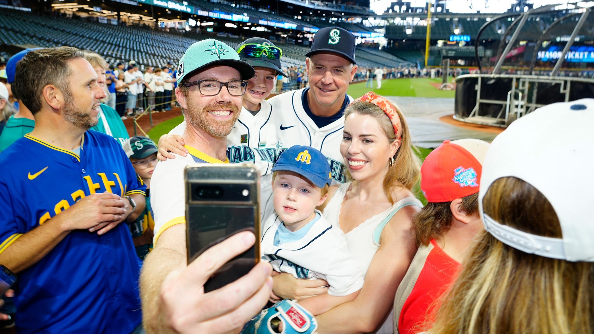 Seattle Mariners Legends Photo Day - Vip Experience — seattle | Eventsfy