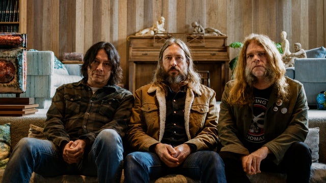 Earthless
