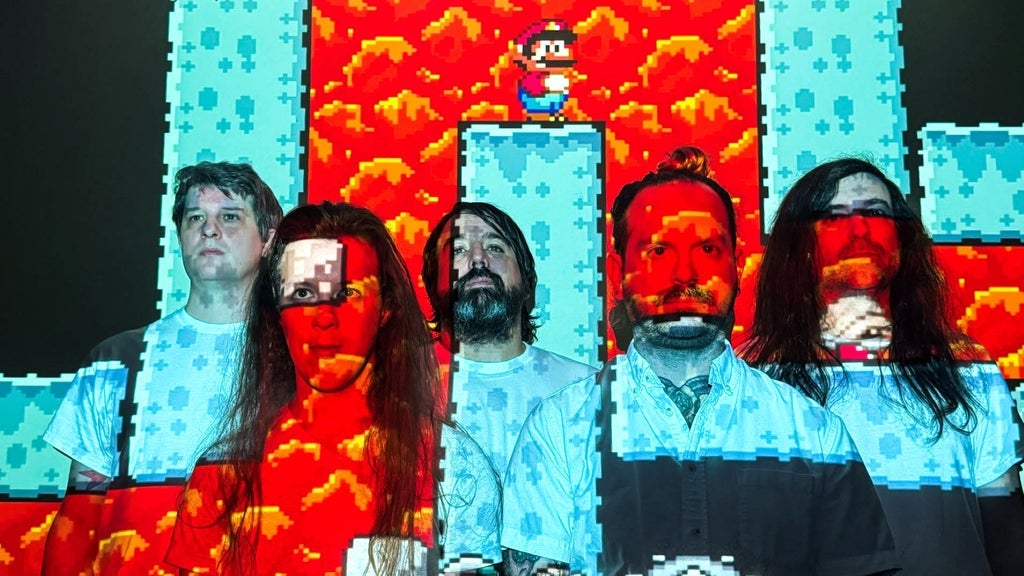 Bit Brigade performs ?Mega Man II? + ?Castlevania? + ?Tetris? LIVE!