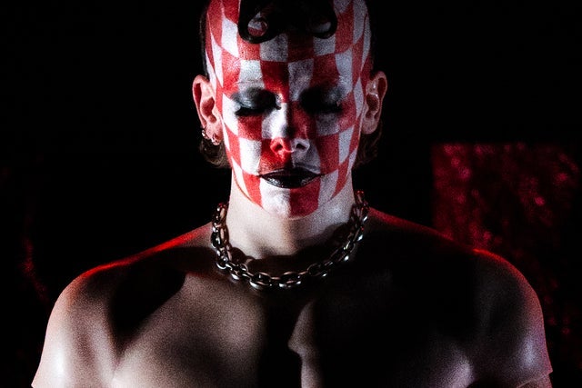 Ticket Reselling Wet Mess - TESTO