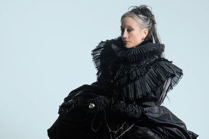 Hayla: Dark Tour