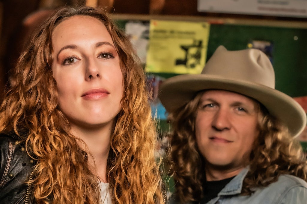 ANNULÉ - Mountain Daisies & Winslow Dancers