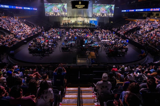 LCS SUMMER FINALS