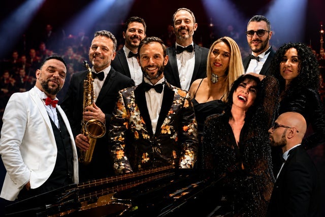 "Flying to Sanremo" Best Italian Hits Live