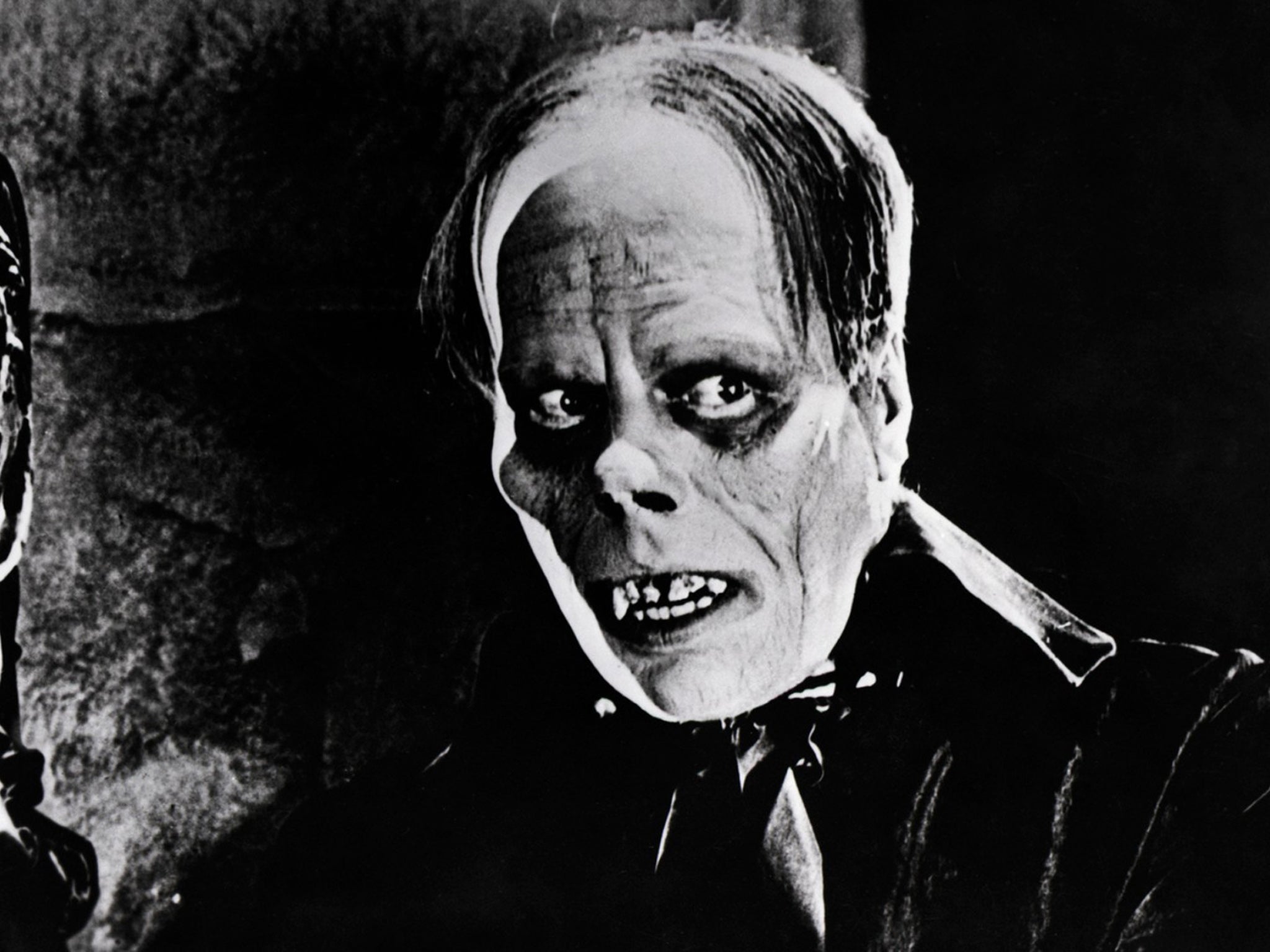 Phantom of the Opera (1925), played by Russ Peck  pre-sale code for your tickets in San Diego
