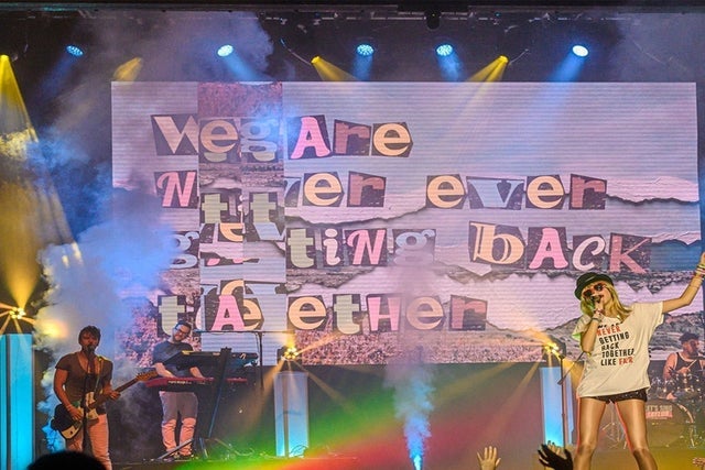 Let's Sing Taylor - A Live Band Experience Celebrating Taylor Swift