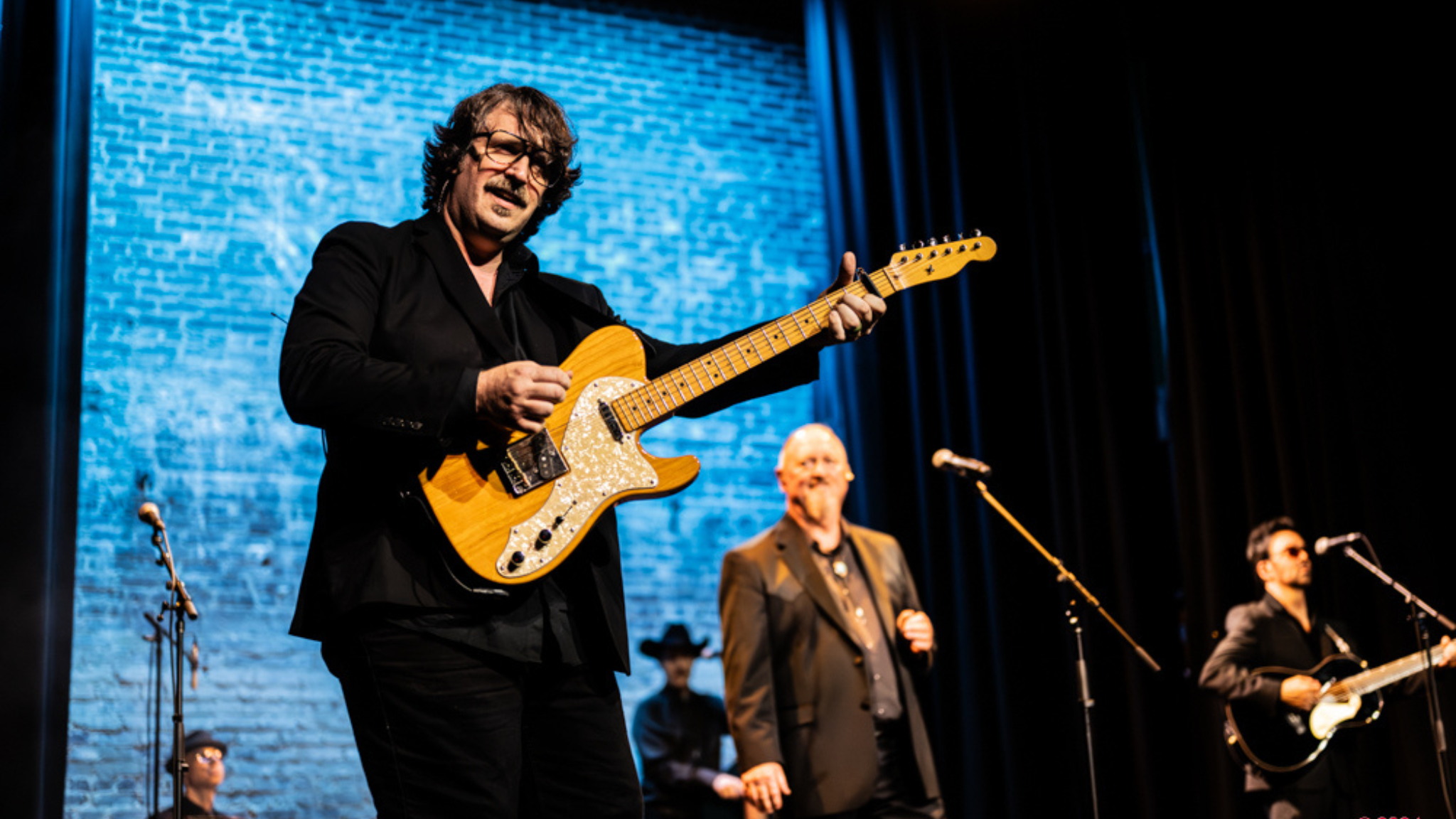 Cry! Cry! Cry!: The Johnny Cash Experience
