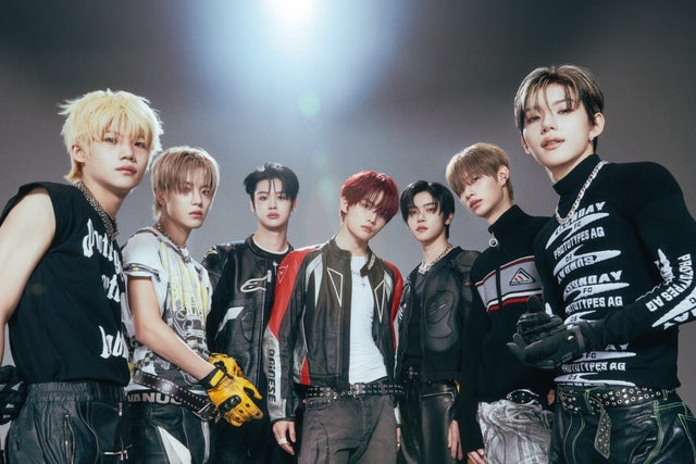 CLOSE YOUR EYES 1ST TOUR (BEYOND YOUR EYES) IN CANADA