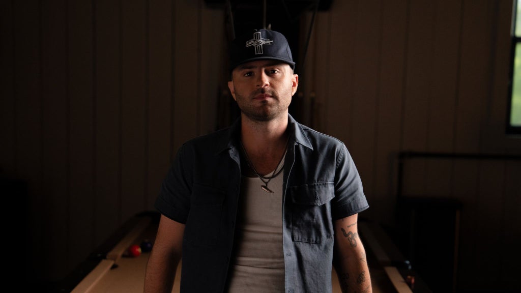 Greylan James at Eddie's Attic