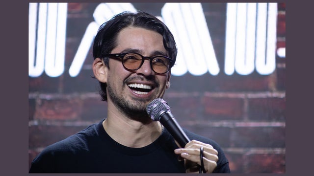 Manuel Ángel Redondo (En Español)