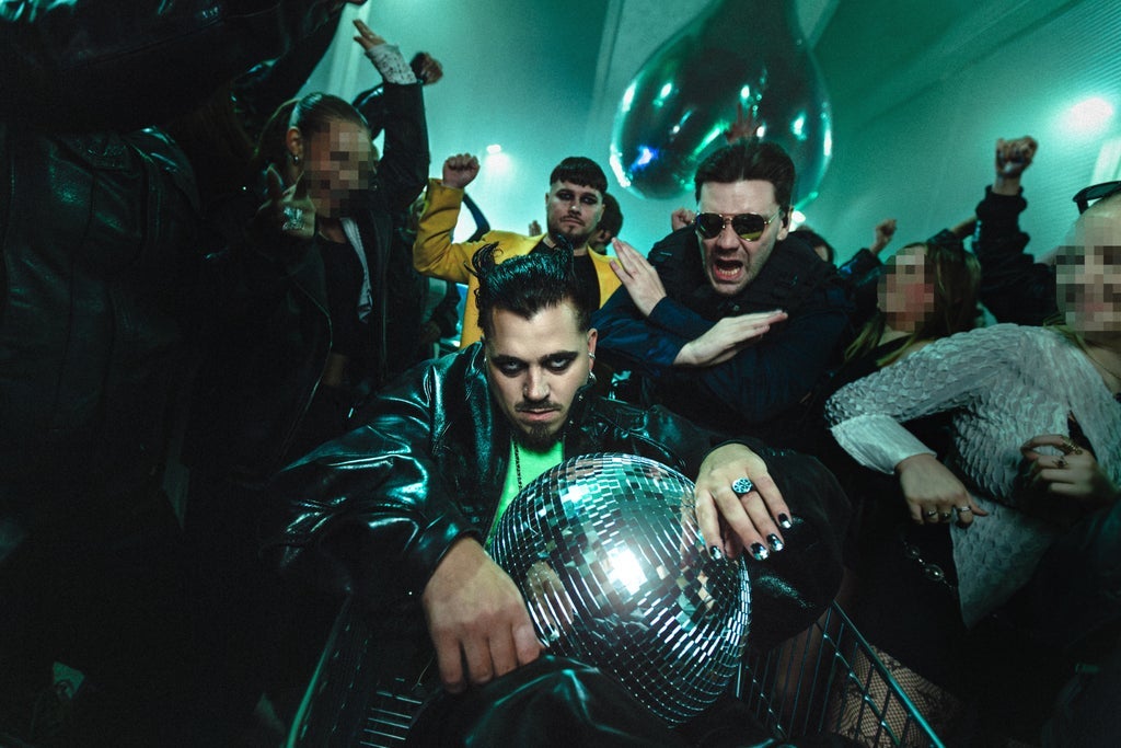 Käärijä trae la gira Eurodisko World Tour a The Regent Theater en Los Ángeles el miércoles 17 de marzo de 2027