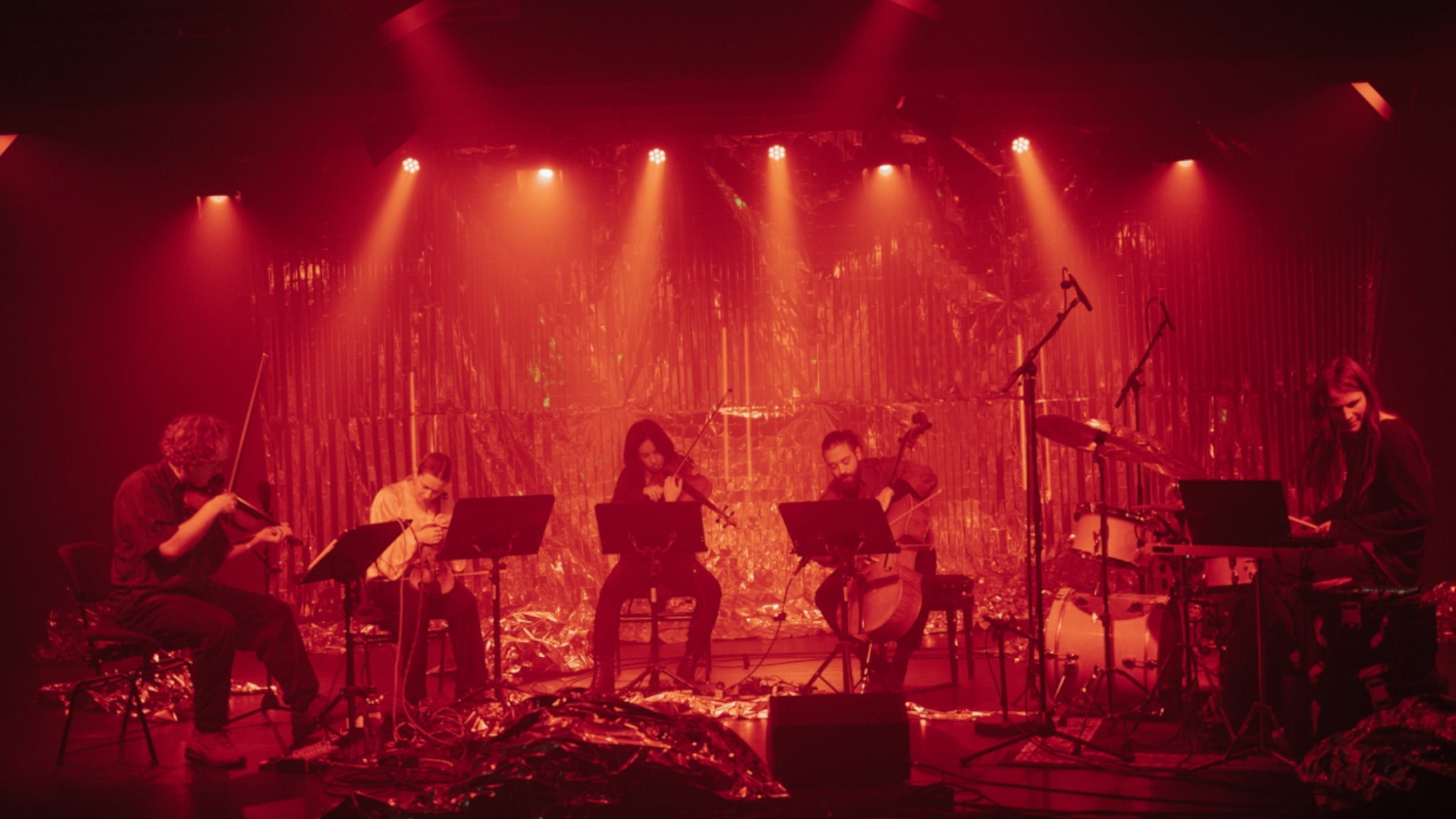 ...waves are omnipresent (Hyper II)