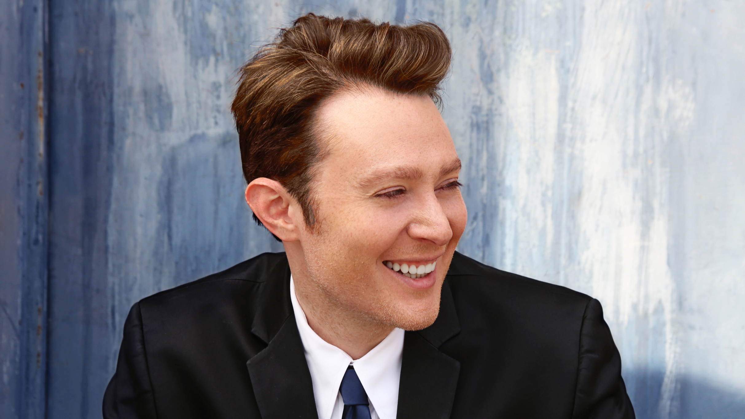 Clay Aiken concert image