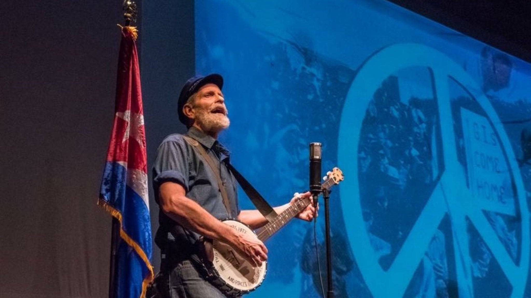 Seeger: An Inconvenient Folksinger