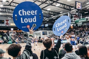 Wisconsin Herd vs. Motor City Cruise at Oshkosh Arena