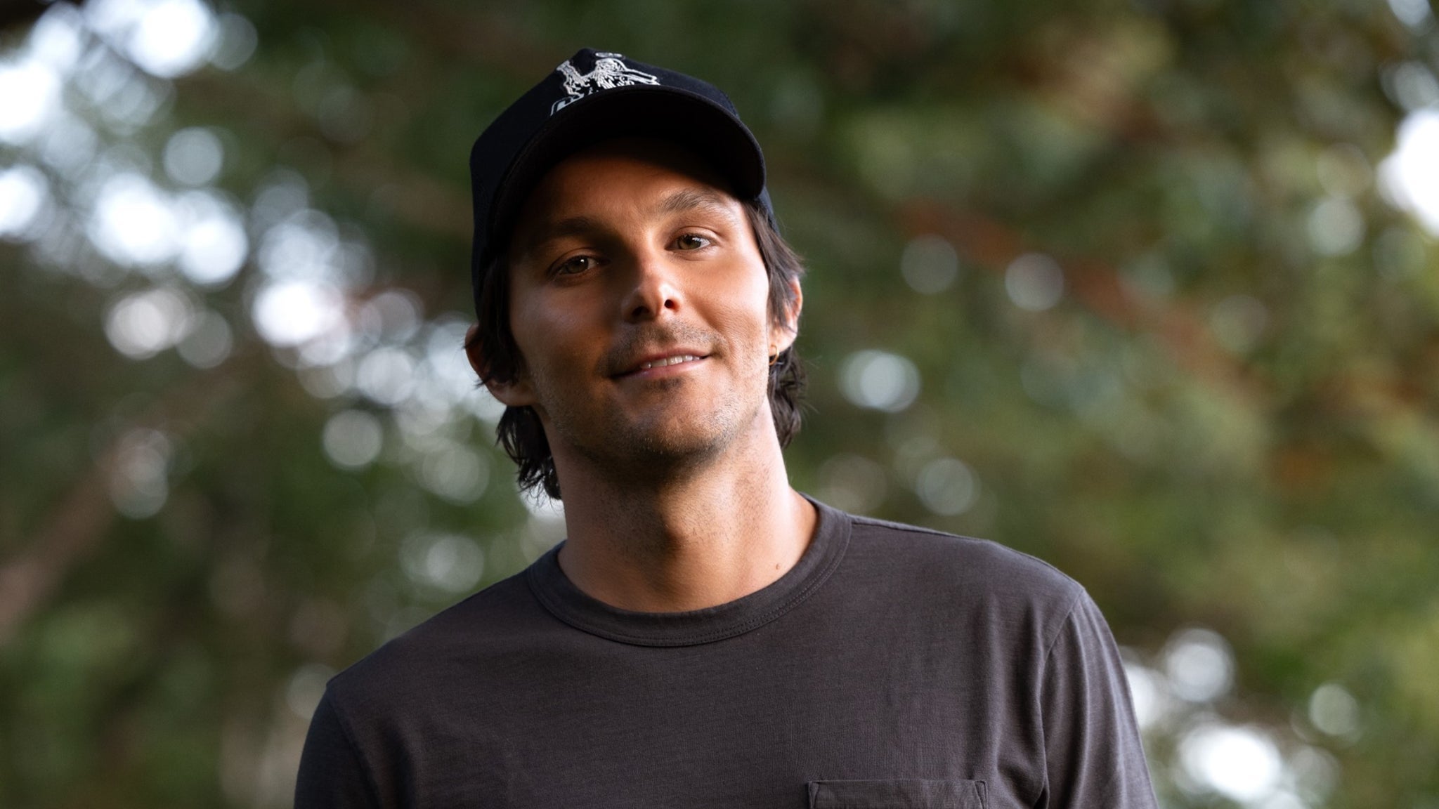 Charlie Worsham w/ Parchmen Band