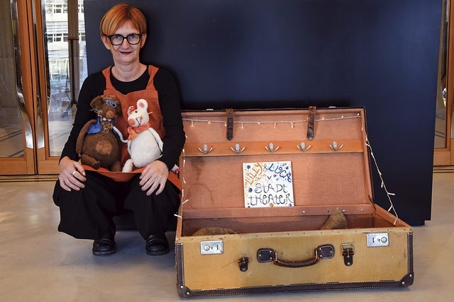 Ticket Reselling Lilly &amp; Luca im Stadttheater, Heute: In der Zuschauergarderobe