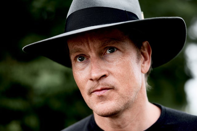 Ticket Reselling &Oslash;ystein Greni presenterer Bigbang solo