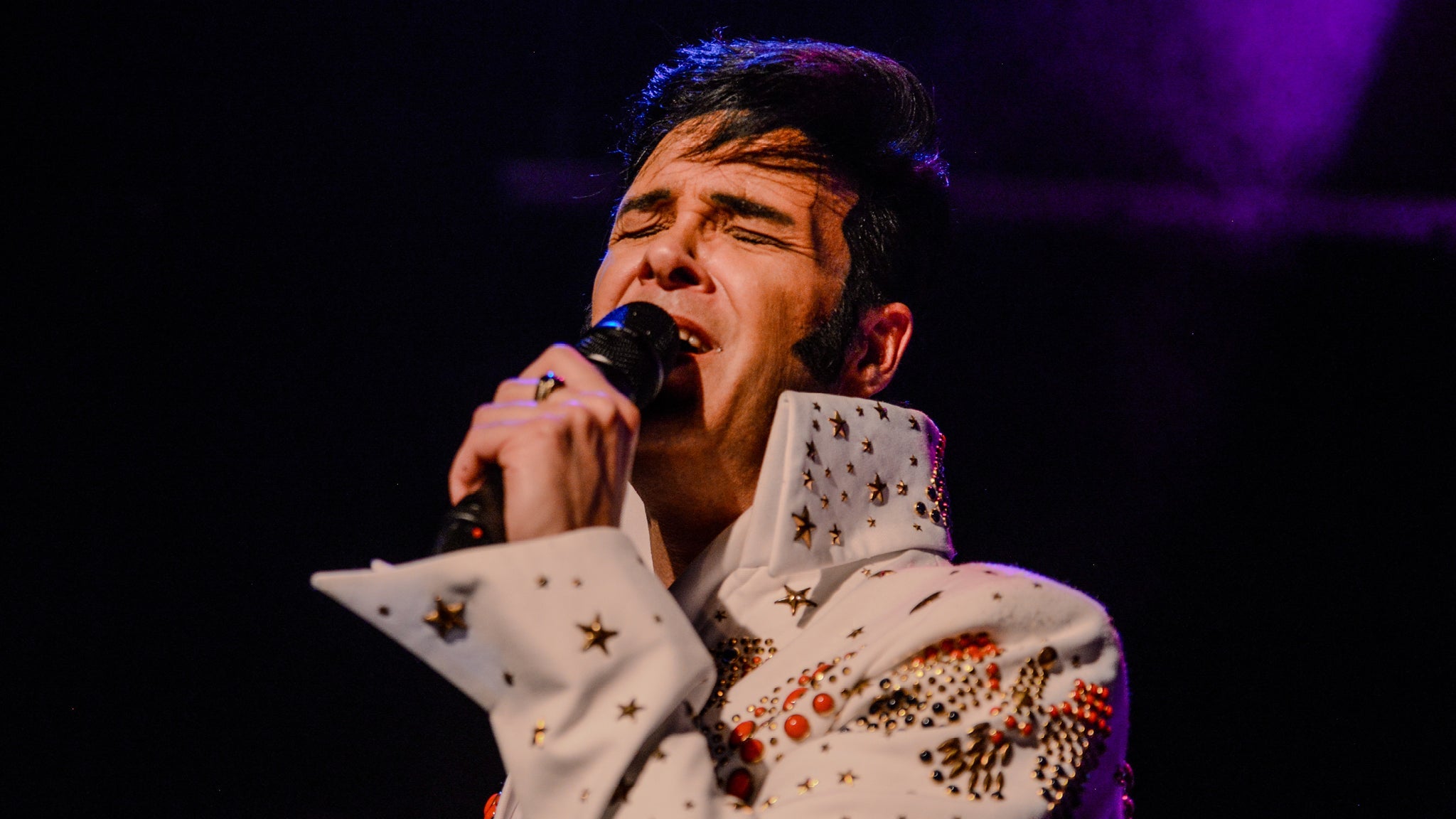 Christmas with Elvis: The Ultimate Tribute to Elvis at Century Casino – Edmonton, Canada