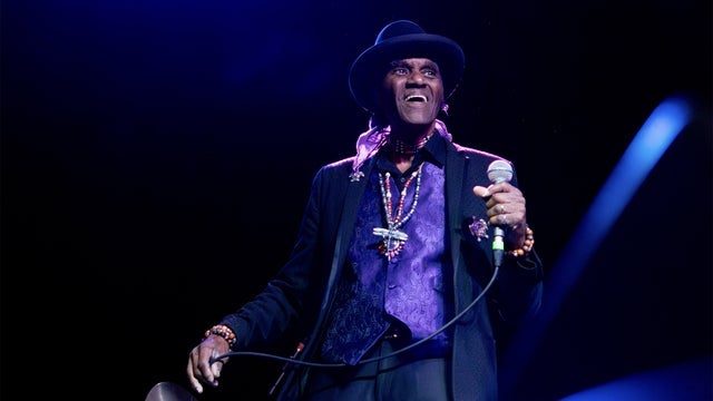 Cyril Neville Plays The Dead