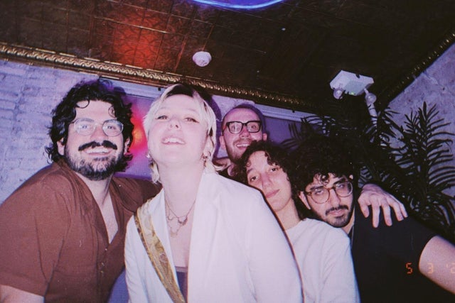 Dátela Darling w/ Looi, Bad Therapist presales in New York