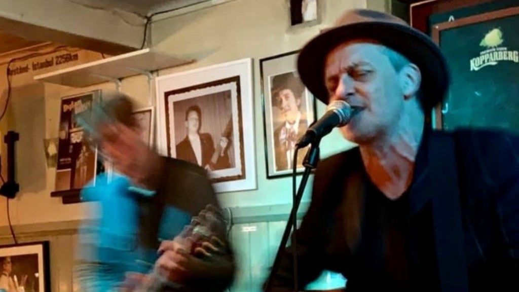 Soppteater-Valdmar spelar Dylan