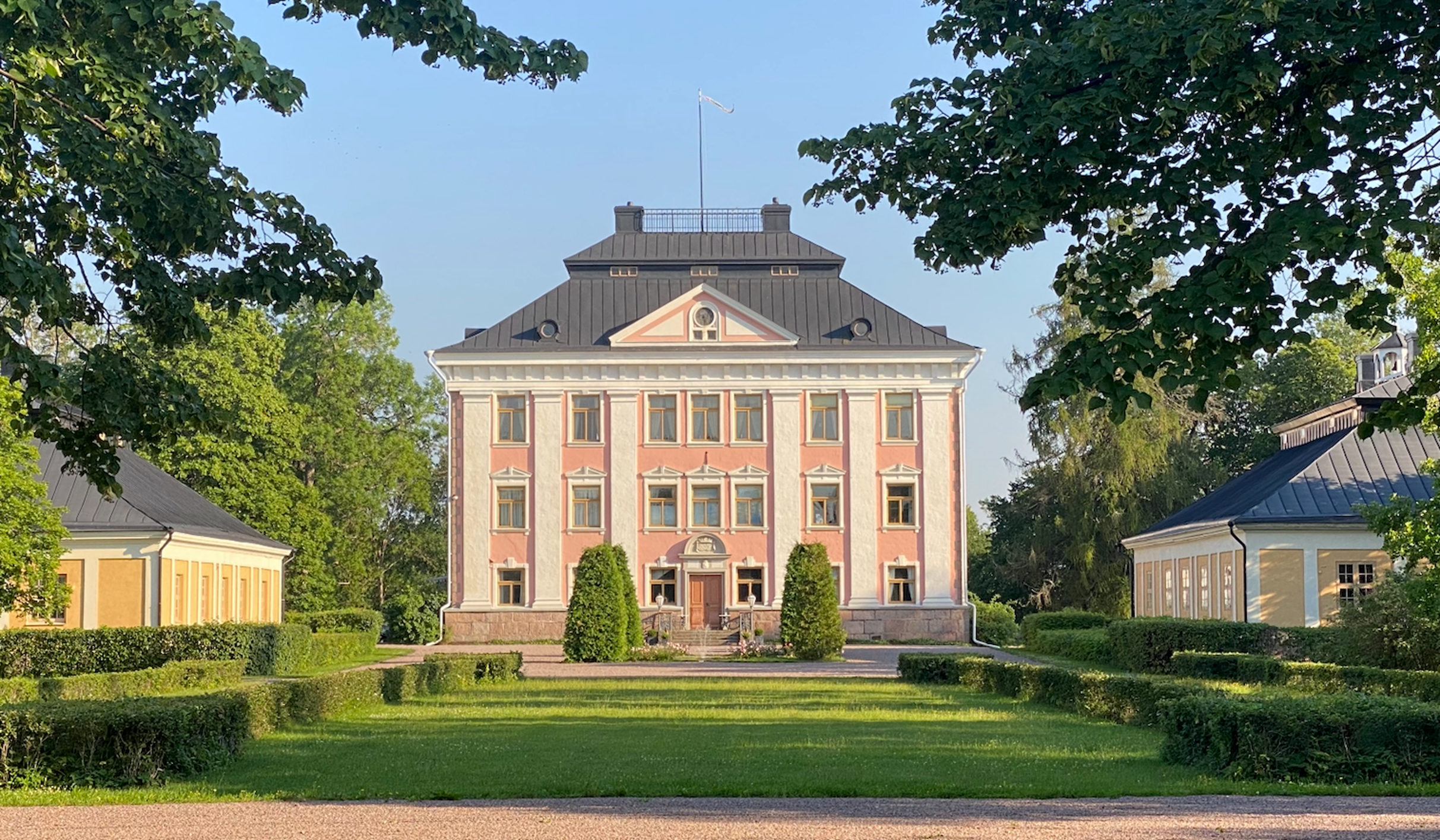 Puistokonsertti linnan pihalla – 2026-06-26