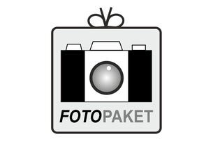 Fototag Schiene trifft Straße in Germany