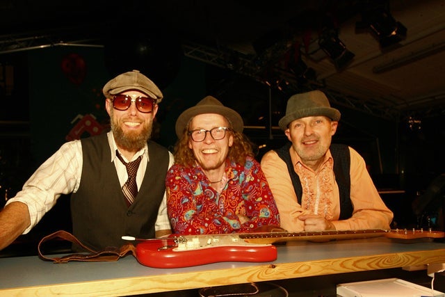 Ticket Reselling Hometown Poets + Special guests: Eastern Field