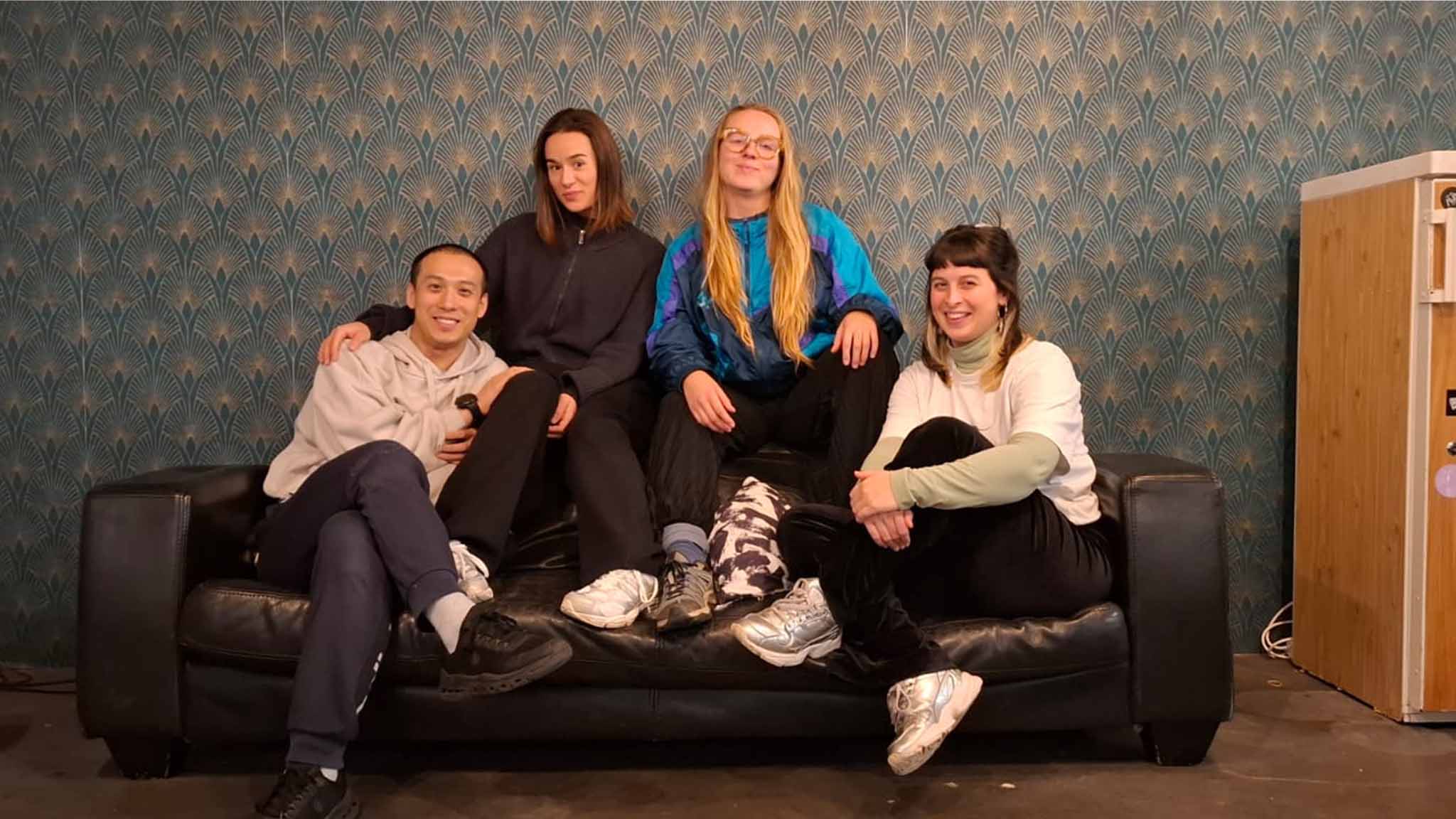 Tankstelle Bühne 2026 – 2026-04-24