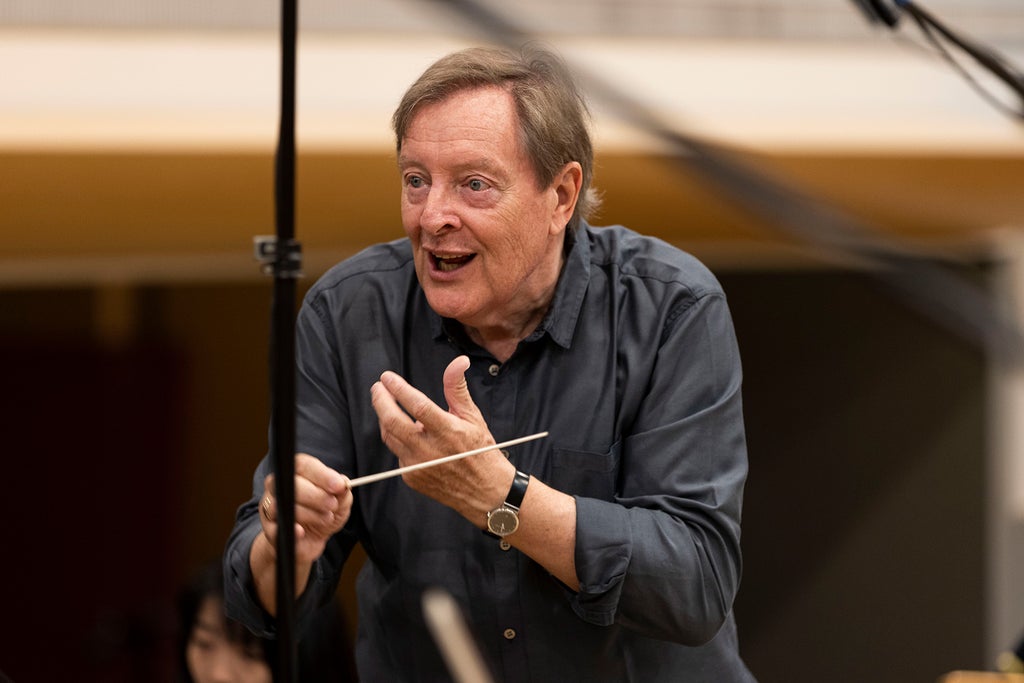 Leia Zhu | Camerata Schweiz | Howard Griffiths in Switzerland