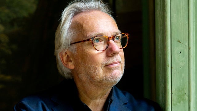  Ambitus presents: Ron Adelaar