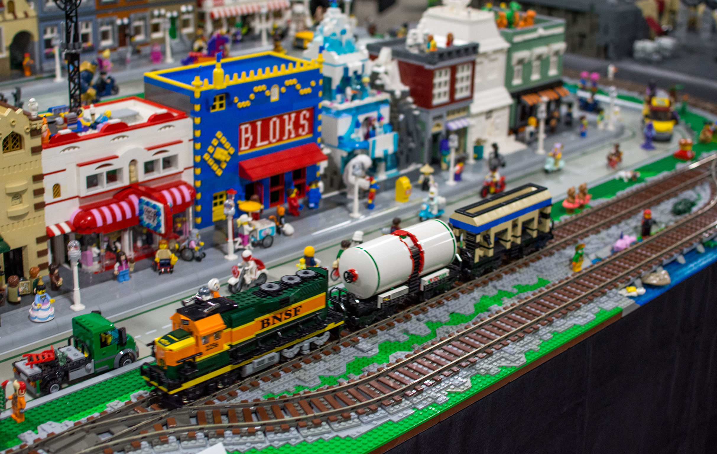 Brickworld at Allen County War Memorial Coliseum – Fort Wayne, IN