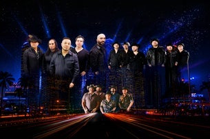 Siggno, Solido y Predilecto — Arena Theatre